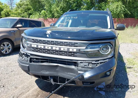 2022 Ford Bronco Sport Badlands z USA, uszkodzony, nr VIN 3FMCR9D90NRD49789